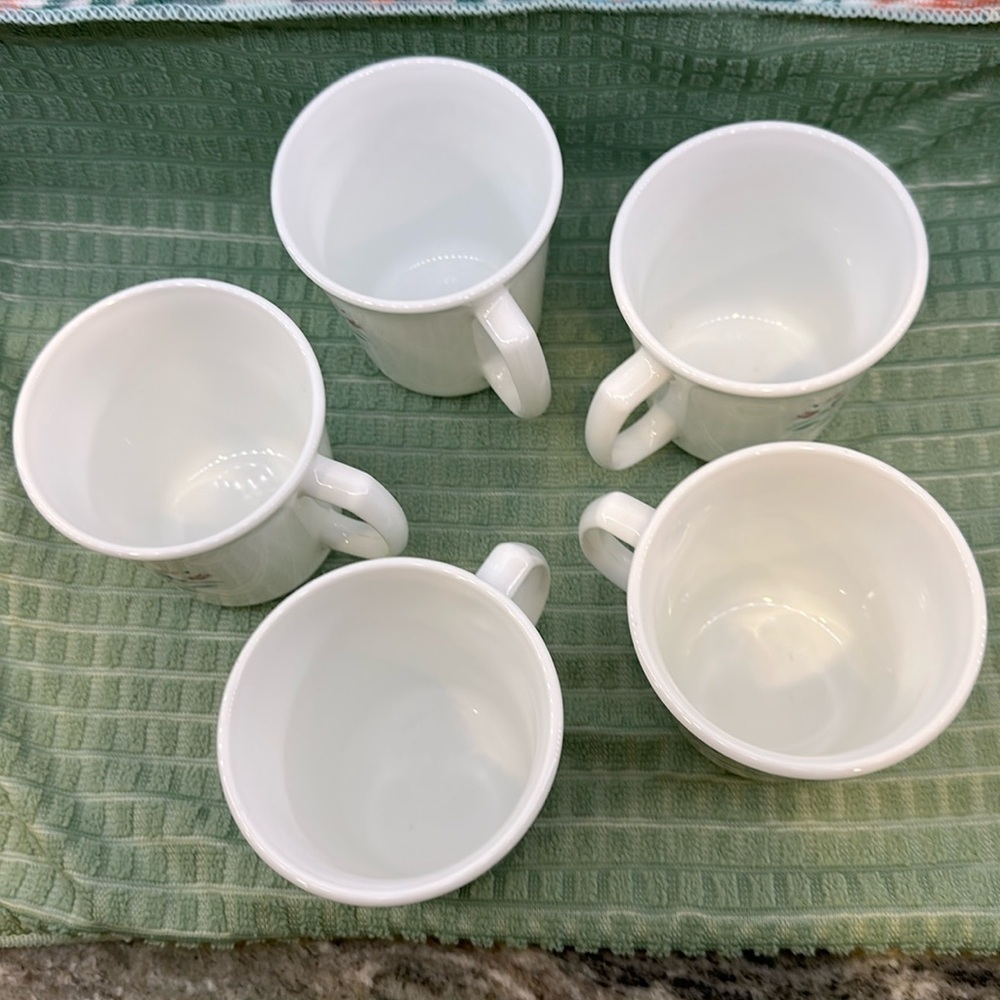 Corning USA Set of 5 Corelle Coffee Mugs in the Rosemarie Pattern.  Pink Tulips